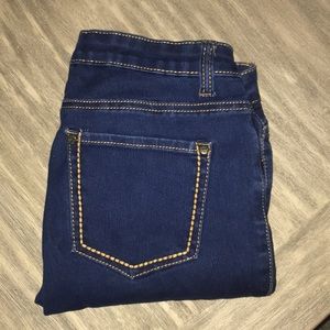 Jegging (Skinny Jeans)